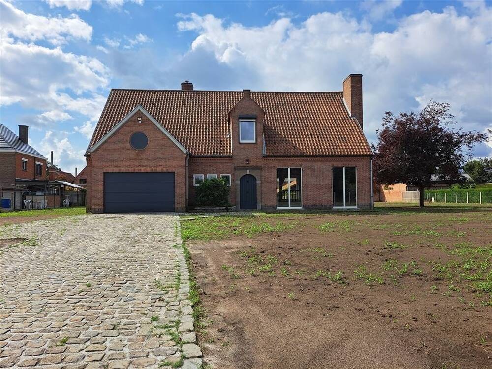 Huis te  huur in Lokeren 9160 1350.00€ 3 slaapkamers 266.00m² - Zoekertje 551897