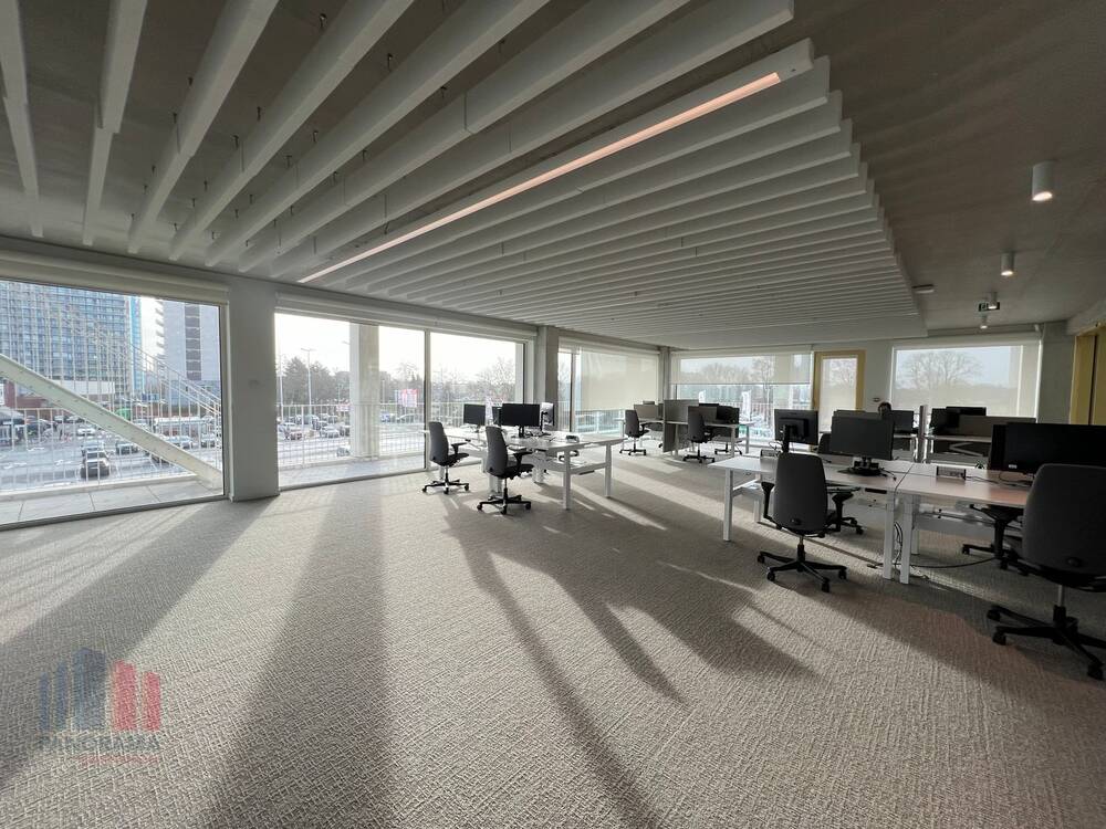 Handelszaak te huur in Gent 9000 12760.00€ slaapkamers 928.00m² - Zoekertje 551481