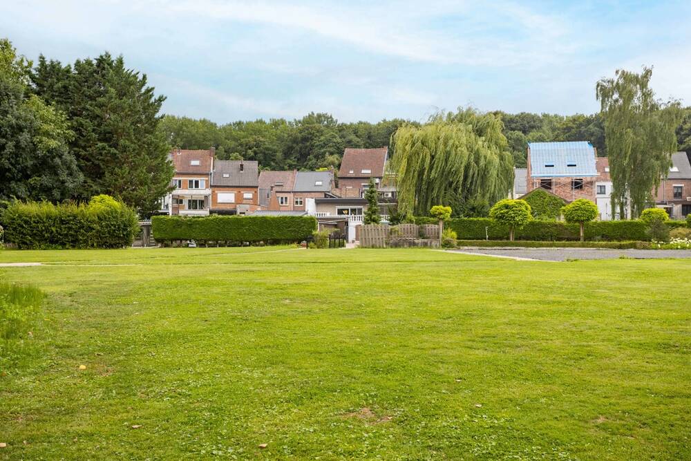 Handelszaak te  koop in Geraardsbergen 9500 350000.00€  slaapkamers 229.00m² - Zoekertje 552838