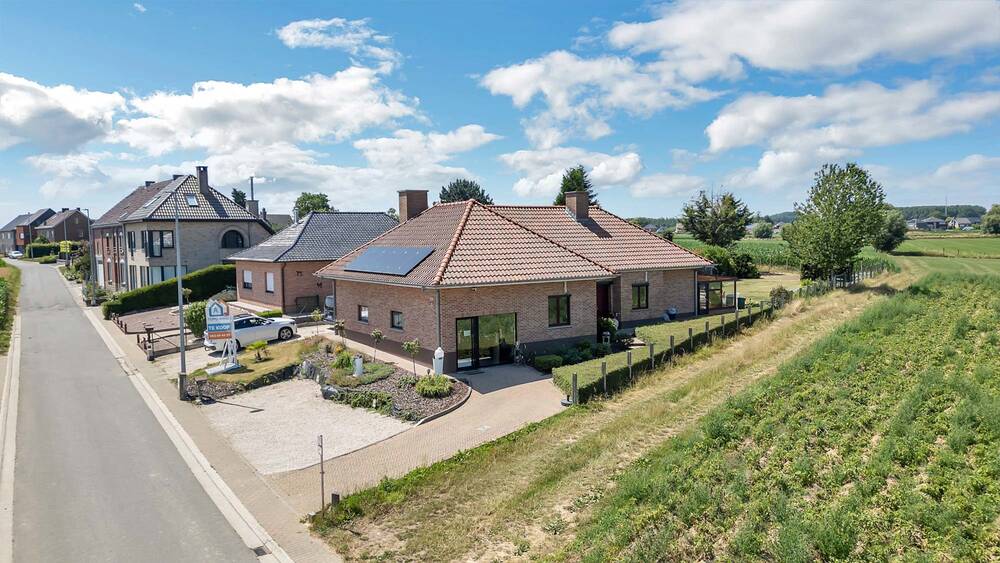 Huis te koop in Moerbeke 9500 380000.00€ 3 slaapkamers 187.00m² - Zoekertje 552665