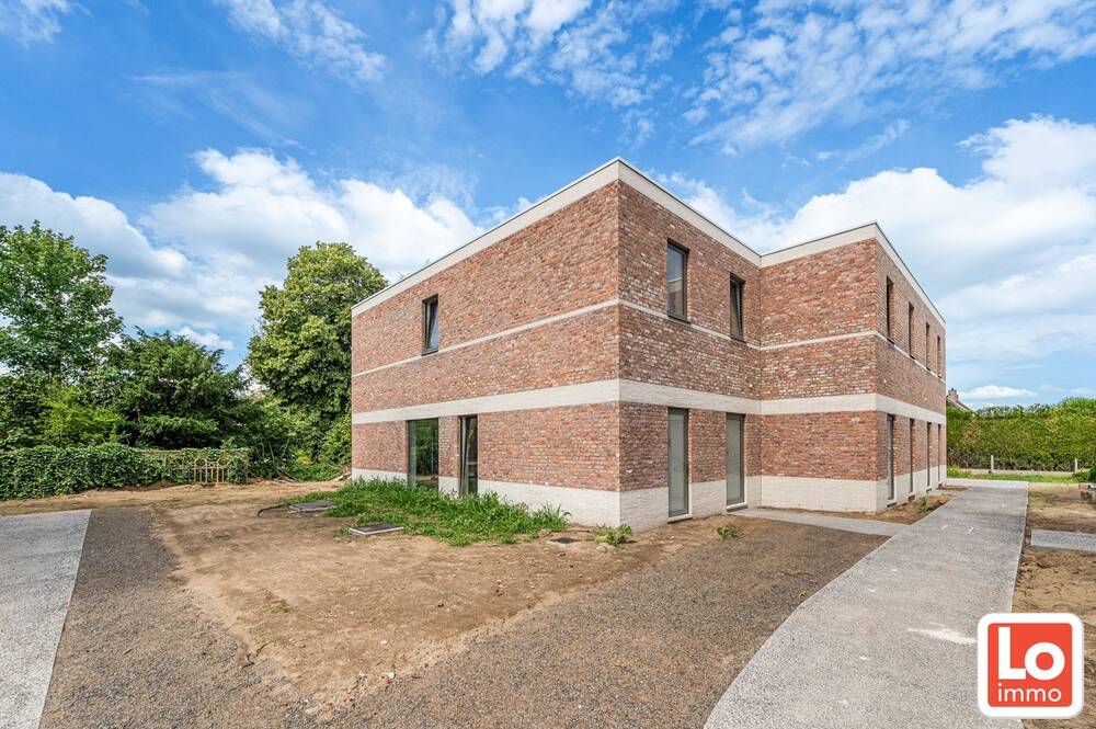 Huis te koop in Lochristi 9080 481131.00€ 3 slaapkamers 153.00m² - Zoekertje 552960