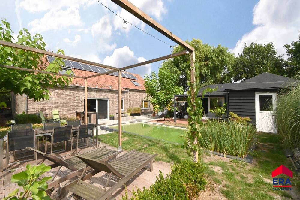 Huis te koop in Kaprijke 9970 425000.00€ 2 slaapkamers 246.00m² - Zoekertje 554779