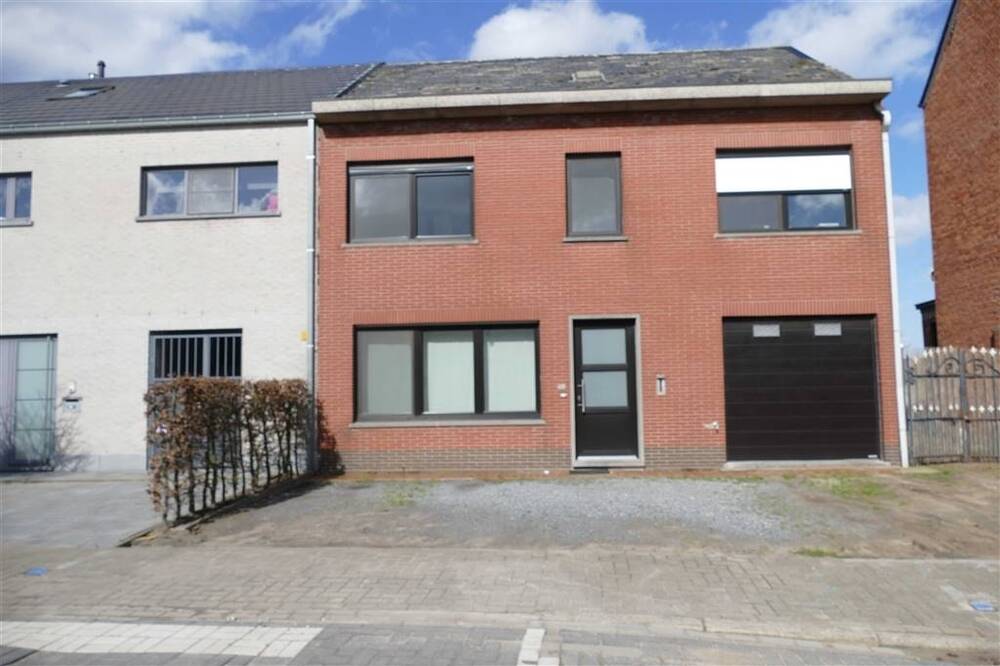Huis te  koop in Sinaai-Waas 9112 373000.00€ 3 slaapkamers m² - Zoekertje 557199