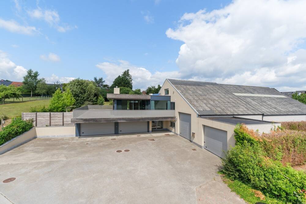 Handelszaak te  koop in Oudenaarde 9700 0.00€ 3 slaapkamers 1050.00m² - Zoekertje 556435