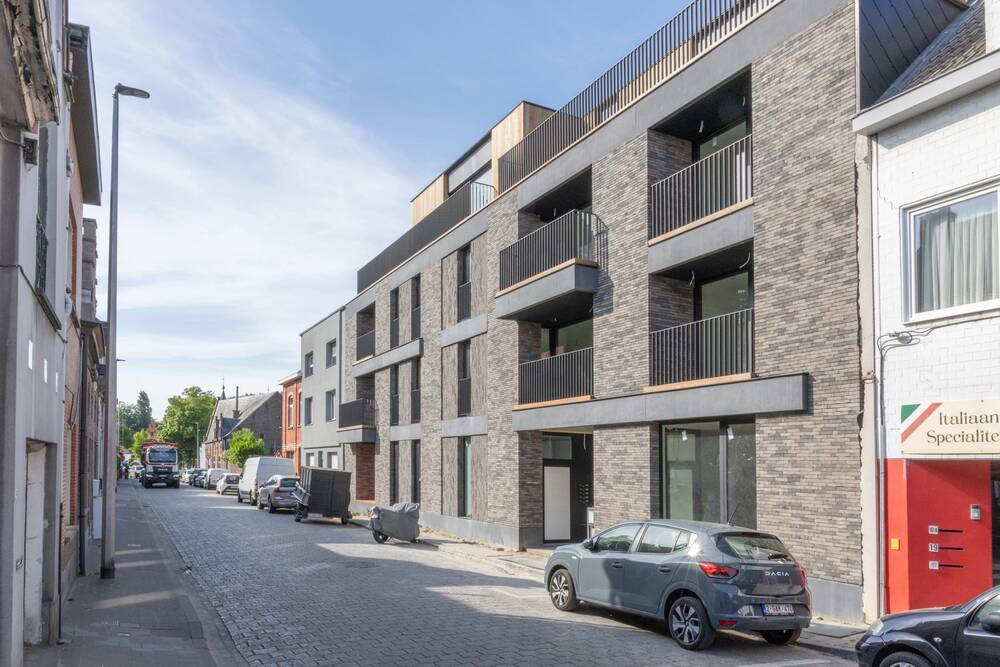Handelszaak te  koop in Sint-Denijs-Westrem 9051 420000.00€  slaapkamers 118.56m² - Zoekertje 556394
