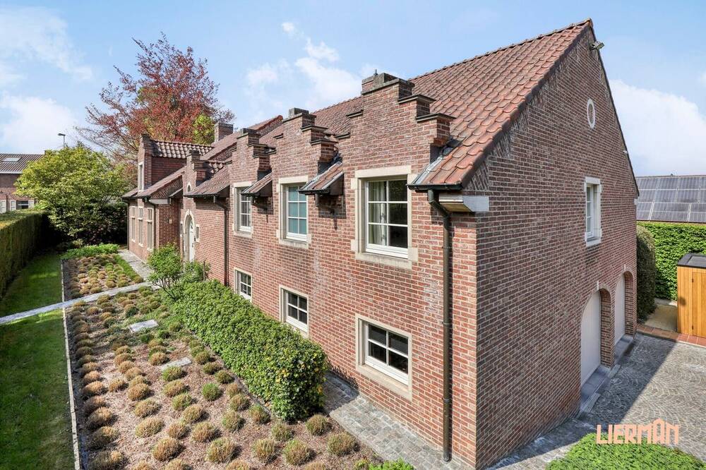 Huis te koop in Herzele 9550 689000.00€ 4 slaapkamers 300.00m² - Zoekertje 558490