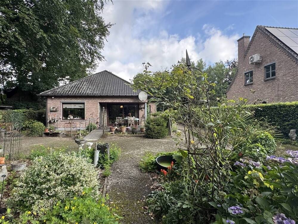 Huis te koop in Stekene 9190 499000.00€ 3 slaapkamers m² - Zoekertje 558524