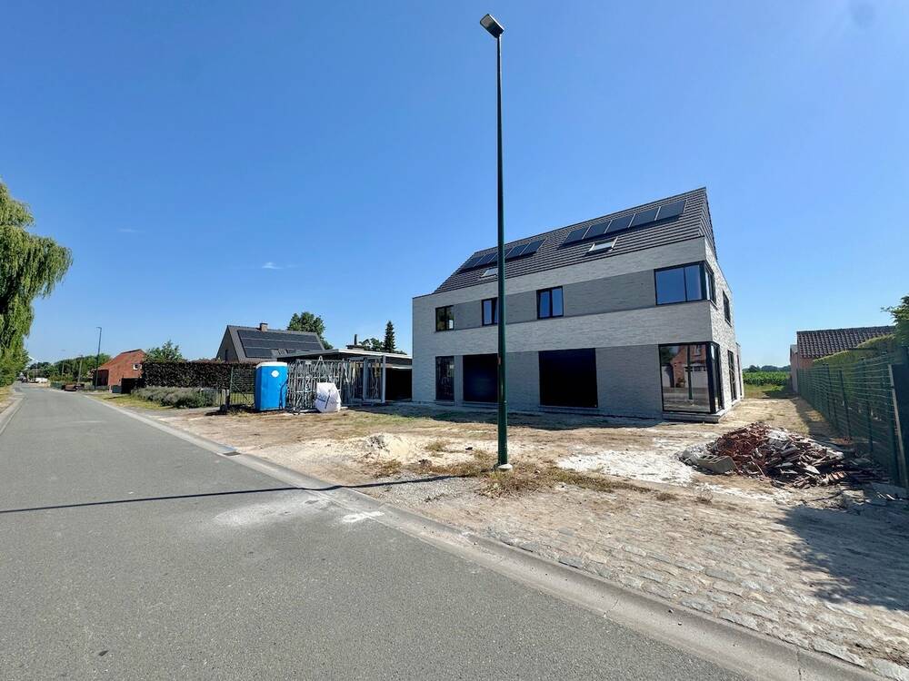 Huis te  koop in Lembeke 9971 599000.00€ 3 slaapkamers 255.00m² - Zoekertje 557977