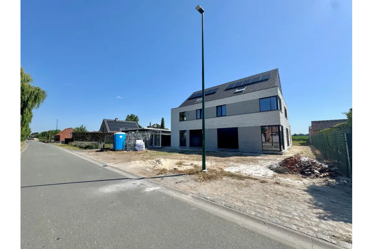 Huis te  koop in Lembeke 9971 599000.00€ 3 slaapkamers 255.00m² - Zoekertje 557977