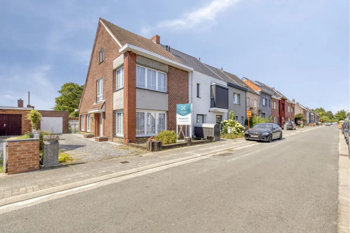 Huis te  koop in Merelbeke 9820 340000.00€ 3 slaapkamers 149.00m² - Zoekertje 558930