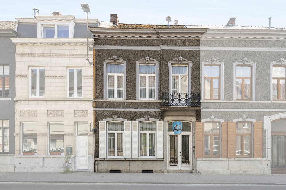 Herenhuis te  koop in Ronse 9600 299500.00€ 4 slaapkamers 250.00m² - Zoekertje 559635