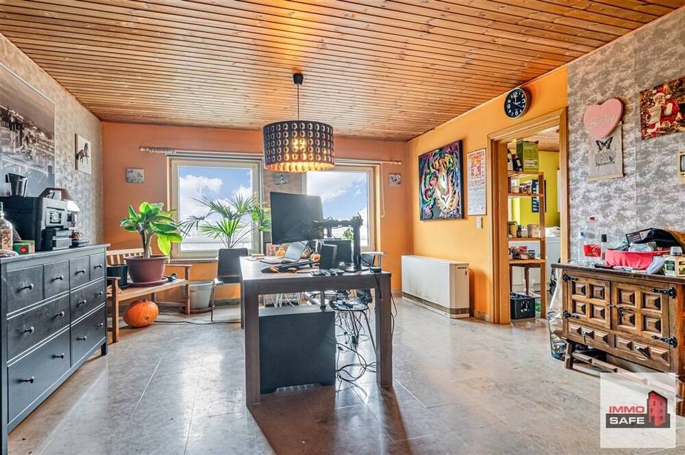 Appartement te  koop in Overmere 9290 169000.00€ 2 slaapkamers 96.00m² - Zoekertje 560226
