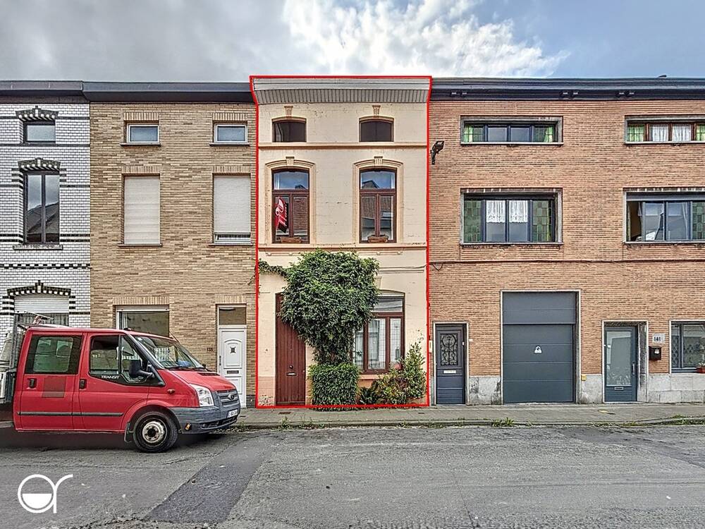 Huis te koop in Gentbrugge 9050 290000.00€ 3 slaapkamers 130.00m² - Zoekertje 561533