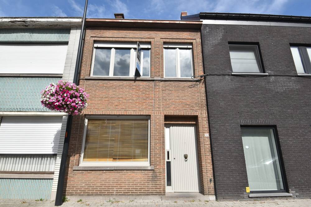 Huis te  koop in Kieldrecht 9130 215000.00€  slaapkamers m² - Zoekertje 566963