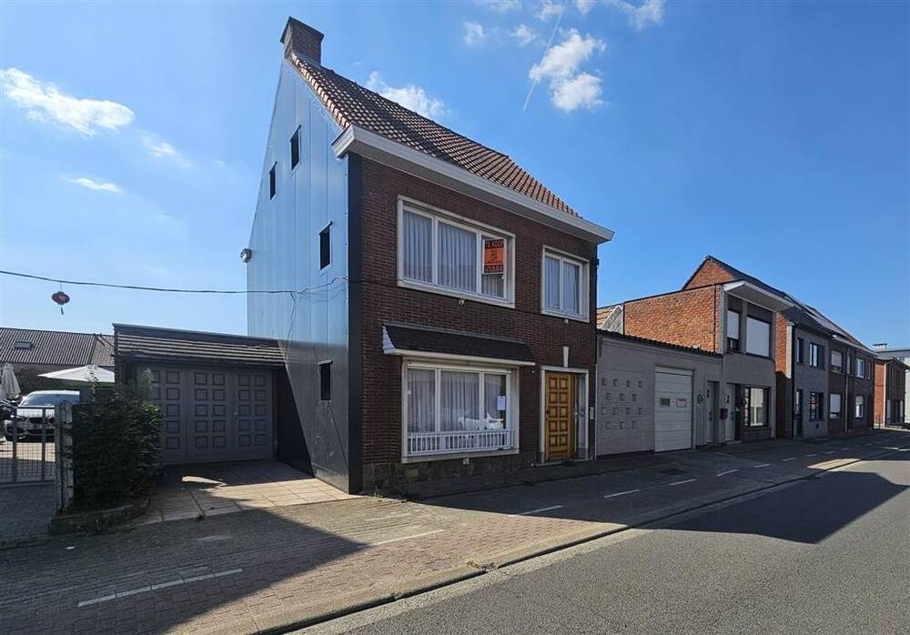 Huis te koop in Nieuwkerken-Waas 9100 299000.00€ 3 slaapkamers 163.00m² - Zoekertje 567145