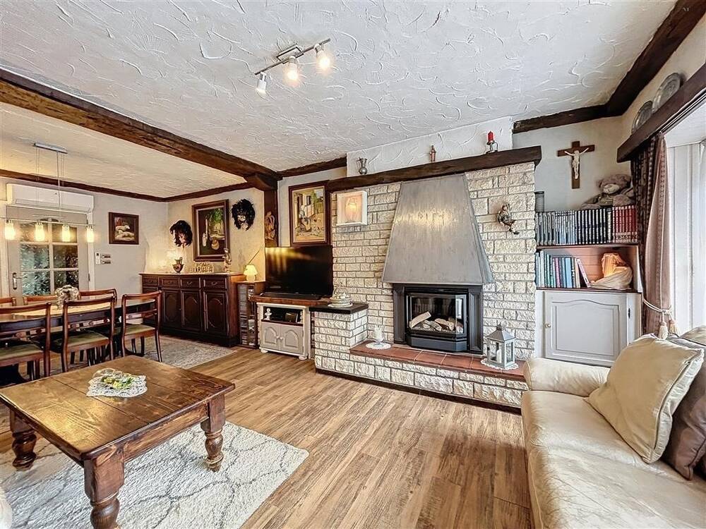 Huis te  koop in Haasdonk 9120 339000.00€ 4 slaapkamers 230.00m² - Zoekertje 568044
