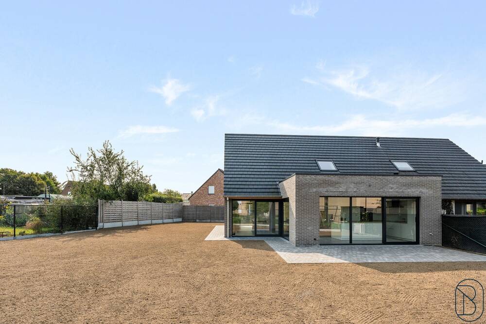Huis te  koop in Olsene 9870 545000.00€ 3 slaapkamers 180.00m² - Zoekertje 568076