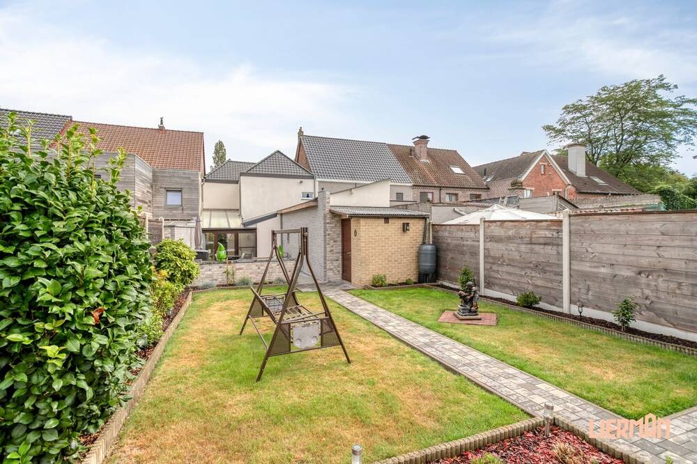 Huis te koop in Herzele 9550 329000.00€ 3 slaapkamers 189.00m² - Zoekertje 570418