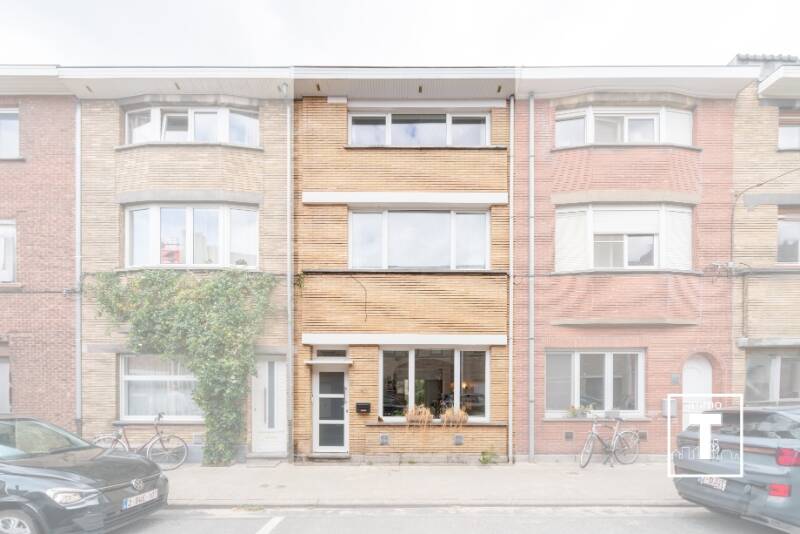 Huis te koop in Gentbrugge 9050 474500.00€ 3 slaapkamers 138.00m² - Zoekertje 569165