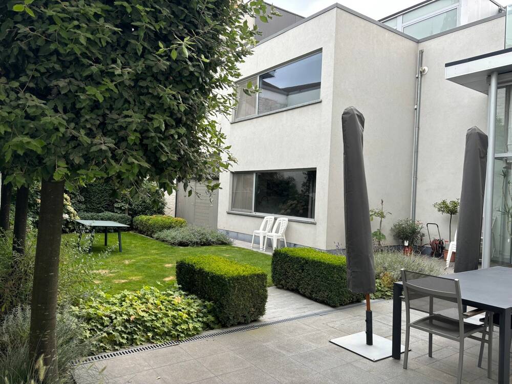 Appartement te  huur in Gent 9000 2450.00€ 2 slaapkamers 258.00m² - Zoekertje 568928