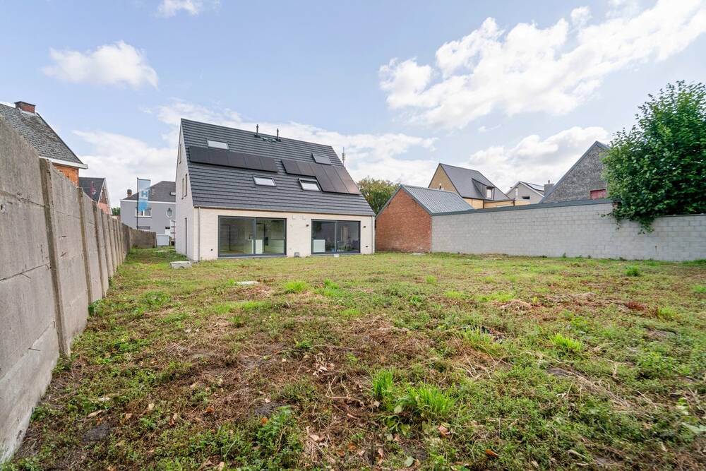 Huis te  koop in Serskamp 9260 396307.00€ 3 slaapkamers 150.40m² - Zoekertje 569685