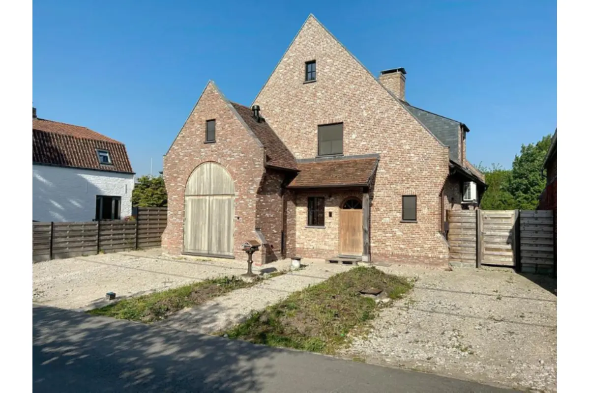 Huis te  koop in Maldegem 9990 719000.00€ 5 slaapkamers 272.00m² - Zoekertje 569124