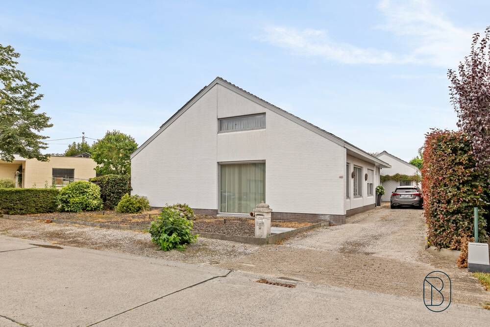 Bungalow te  koop in Deinze 9800 475000.00€ 4 slaapkamers 200.00m² - Zoekertje 571532