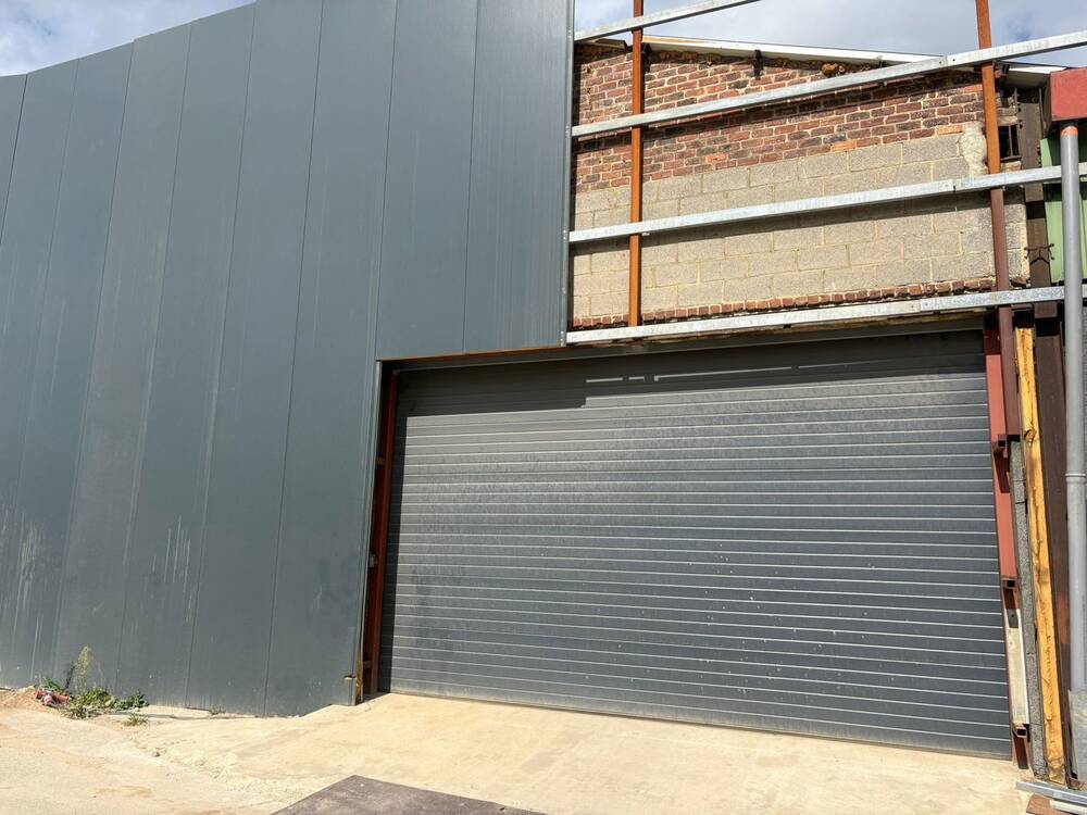 Handelszaak te  huur in Haaltert 9450 2400.00€  slaapkamers 400.00m² - Zoekertje 571501