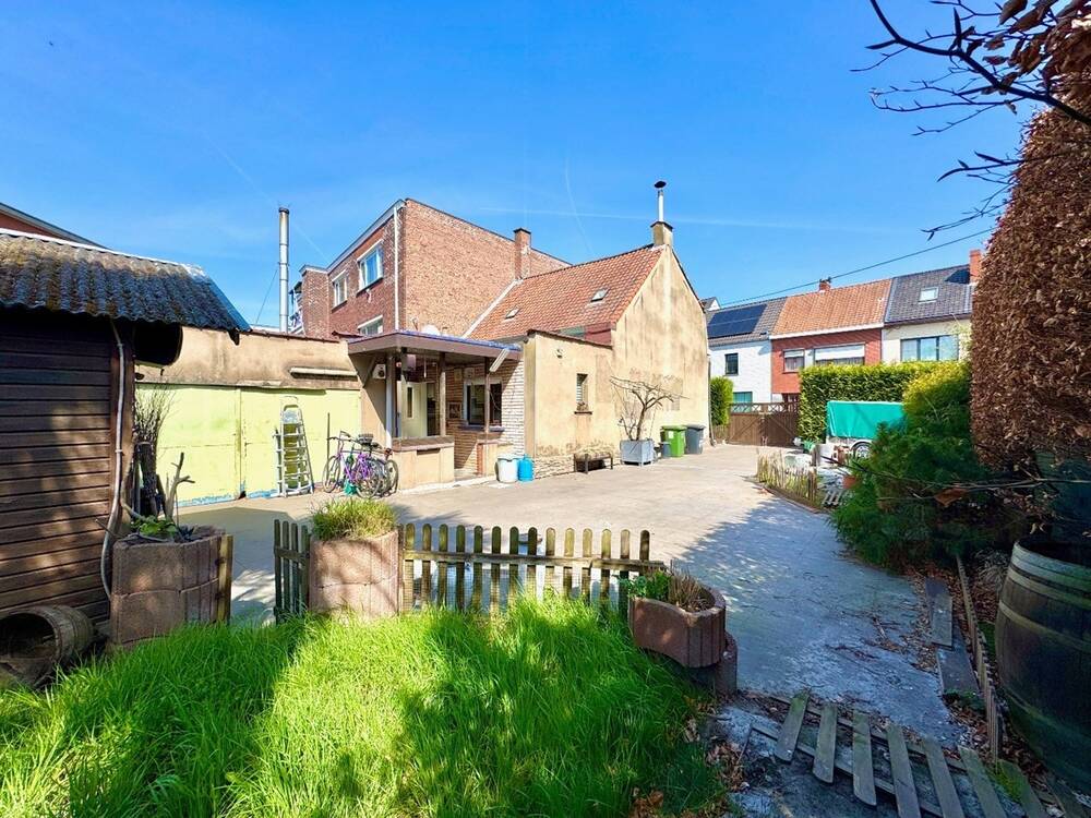 Huis te koop in Wondelgem 9032 285000.00€ 2 slaapkamers m² - Zoekertje 571823