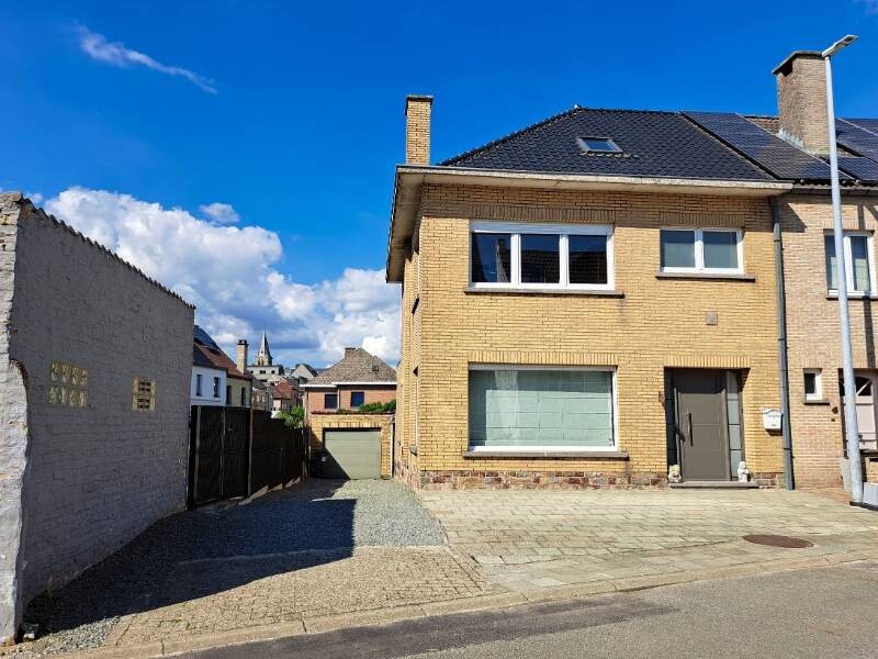 Huis te  koop in Iddergem 9472 375000.00€ 3 slaapkamers 170.00m² - Zoekertje 572020