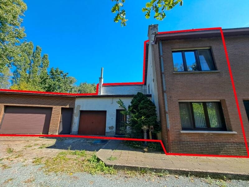 Huis te koop in Welle 9473 339000.00€ 3 slaapkamers 255.00m² - Zoekertje 572019
