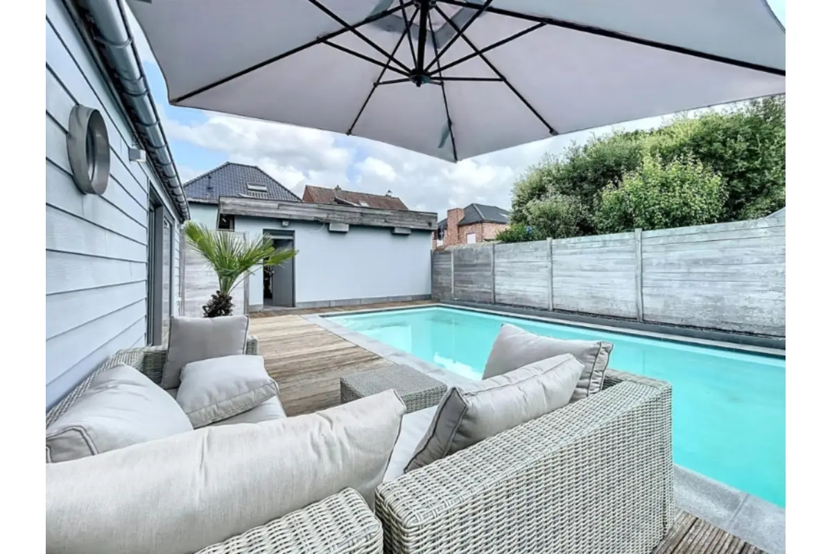 Huis te  koop in Zulte 9870 458000.00€ 3 slaapkamers 290.00m² - Zoekertje 572210