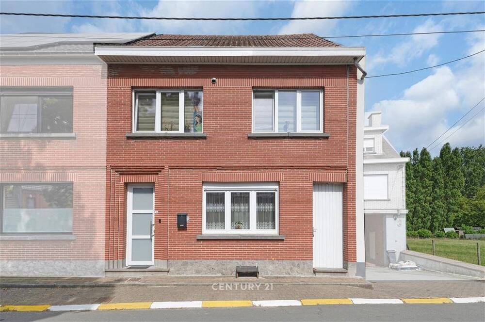 Huis te koop in Denderwindeke 9400 430000.00€ 3 slaapkamers 145.00m² - Zoekertje 572863