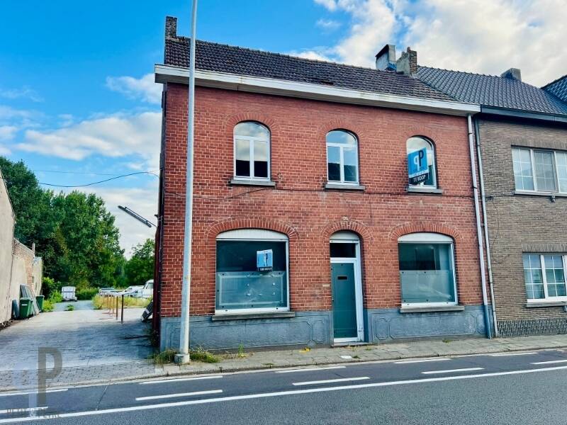 Huis te koop in Herzele 9550 179000.00€ 3 slaapkamers 166.00m² - Zoekertje 572236