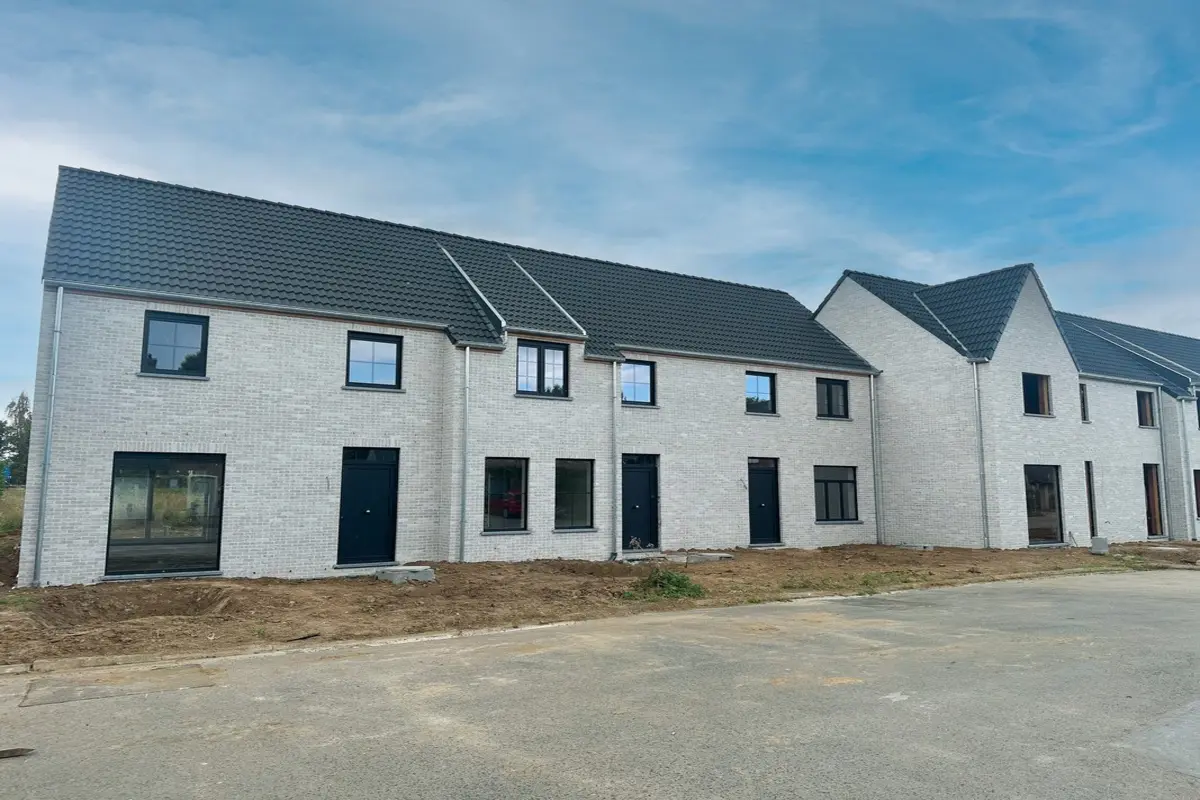 Huis te  koop in Dendermonde 9200 368524.00€ 3 slaapkamers 132.00m² - Zoekertje 573184