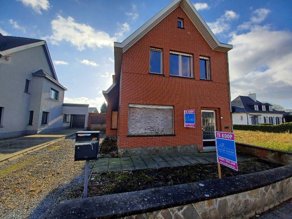 Huis te koop in Erpe-Mere 9420 185000.00€ 3 slaapkamers 205.00m² - Zoekertje 574156