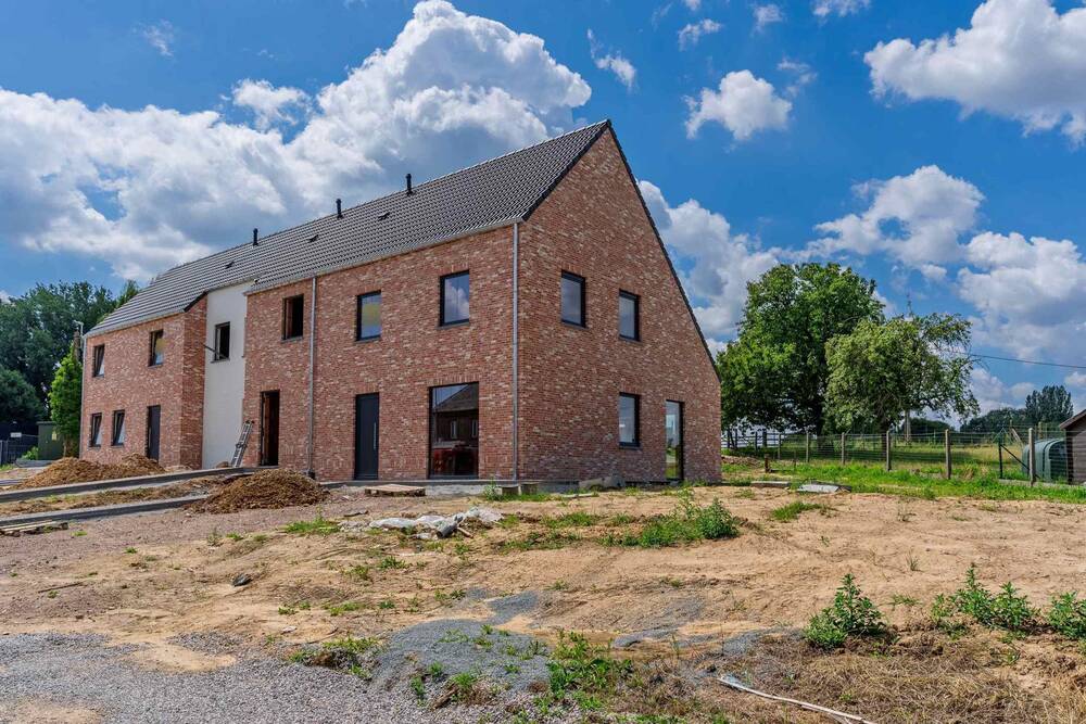 Huis te koop in Nederhasselt 9400 409000.00€ 3 slaapkamers 162.00m² - Zoekertje 575355