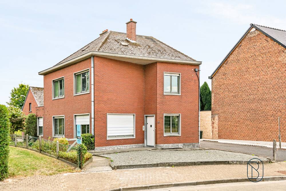 Huis te  koop in Ronse 9600 220000.00€ 3 slaapkamers 200.00m² - Zoekertje 574043