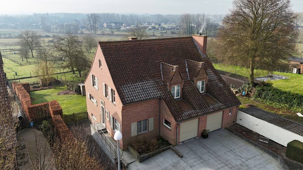 Huis te  koop in Aspelare 9404 475000.00€ 5 slaapkamers 315.00m² - Zoekertje 573986