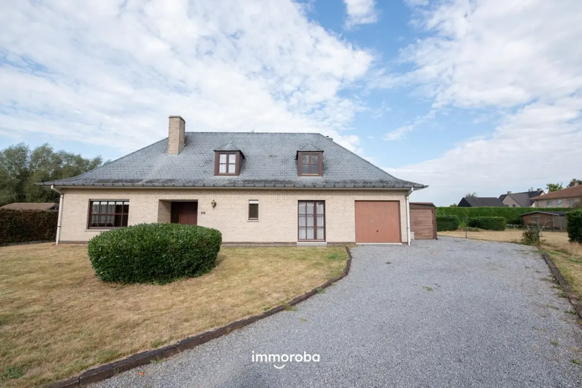 Bungalow te  huur in Zulte 9870 950.00€ 3 slaapkamers 220.00m² - Zoekertje 574892