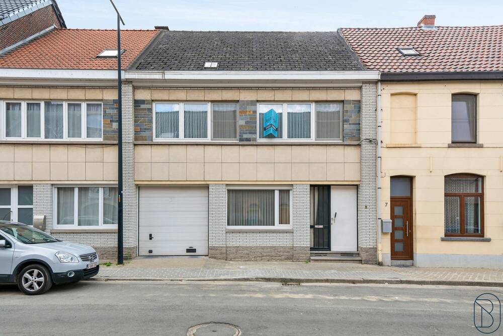 Huis te  koop in Ronse 9600 260000.00€ 4 slaapkamers 244.00m² - Zoekertje 576071
