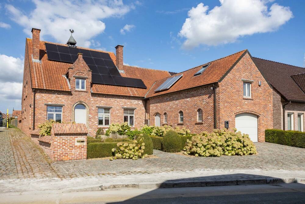 Huis te koop in Herzele 9550 675000.00€ 4 slaapkamers 466.00m² - Zoekertje 575648