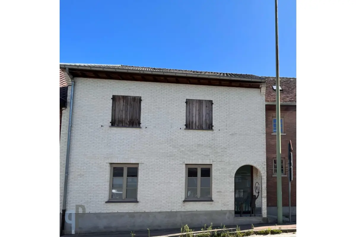 Handelszaak te  huur in Zottegem 9620 850.00€  slaapkamers 129.00m² - Zoekertje 575518