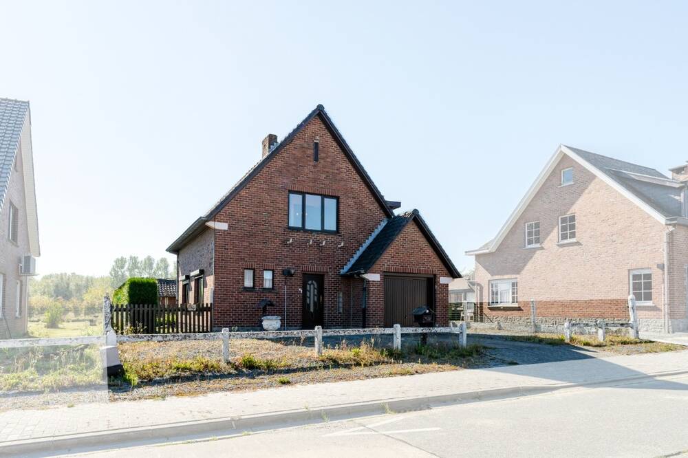 Huis te  in Denderwindeke 9400 275000.00€ 3 slaapkamers 140.00m² - Zoekertje 577434
