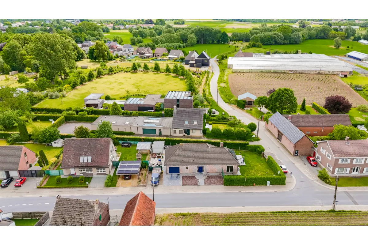 Huis te  koop in Lebbeke 9280 499000.00€ 4 slaapkamers 267.00m² - Zoekertje 578023