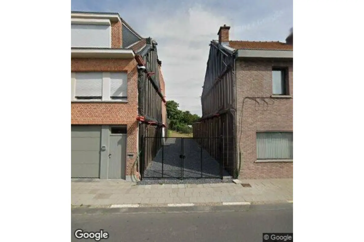 Grond te  koop in Beveren-Waas 9120 138000.00€  slaapkamers m² - Zoekertje 578692