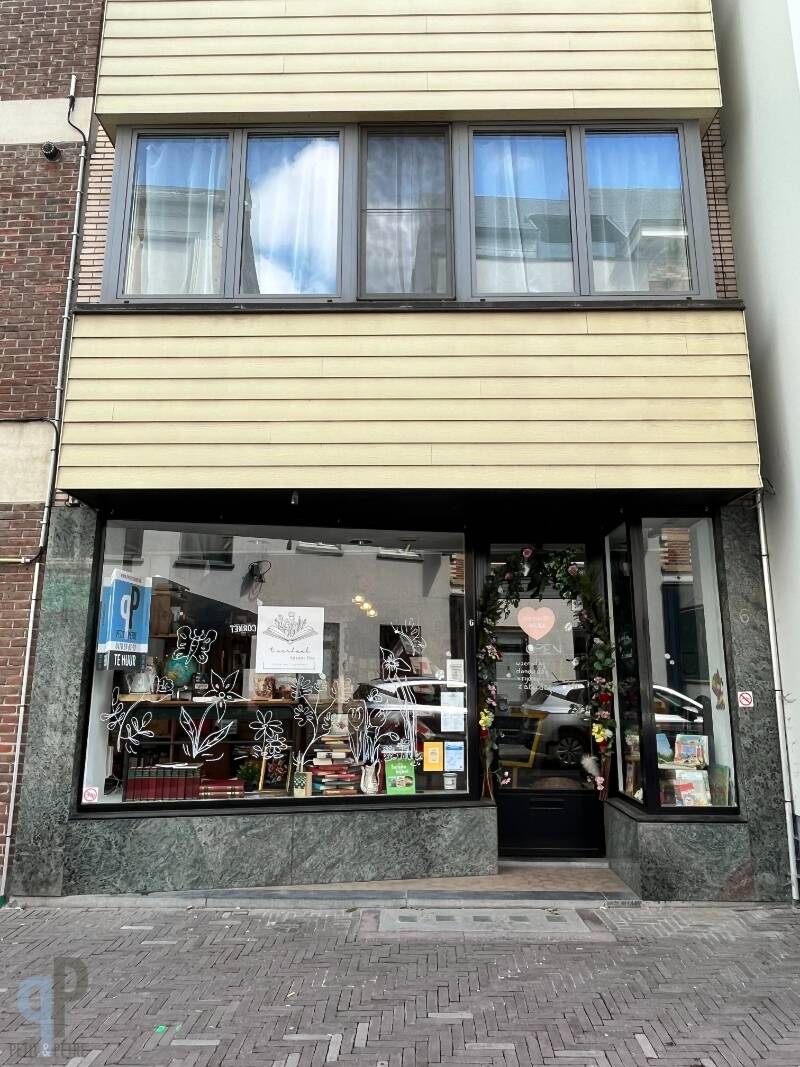 Handelszaak te  in Zottegem 9620 650.00€  slaapkamers 50.00m² - Zoekertje 579407