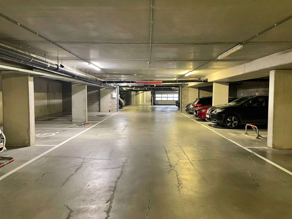 Parking & garage te koop in Gent 9000 21000.00€ slaapkamers m² - Zoekertje 580049