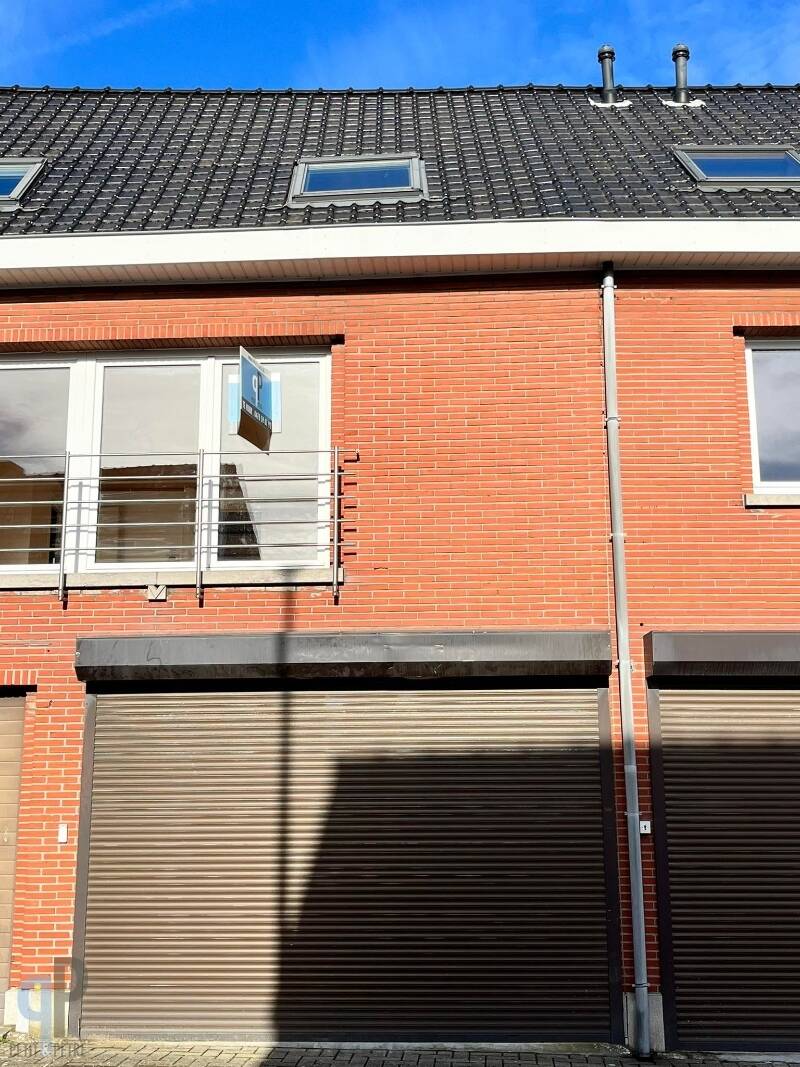 Handelszaak te  in Hillegem 9550 800.00€  slaapkamers m² - Zoekertje 579408