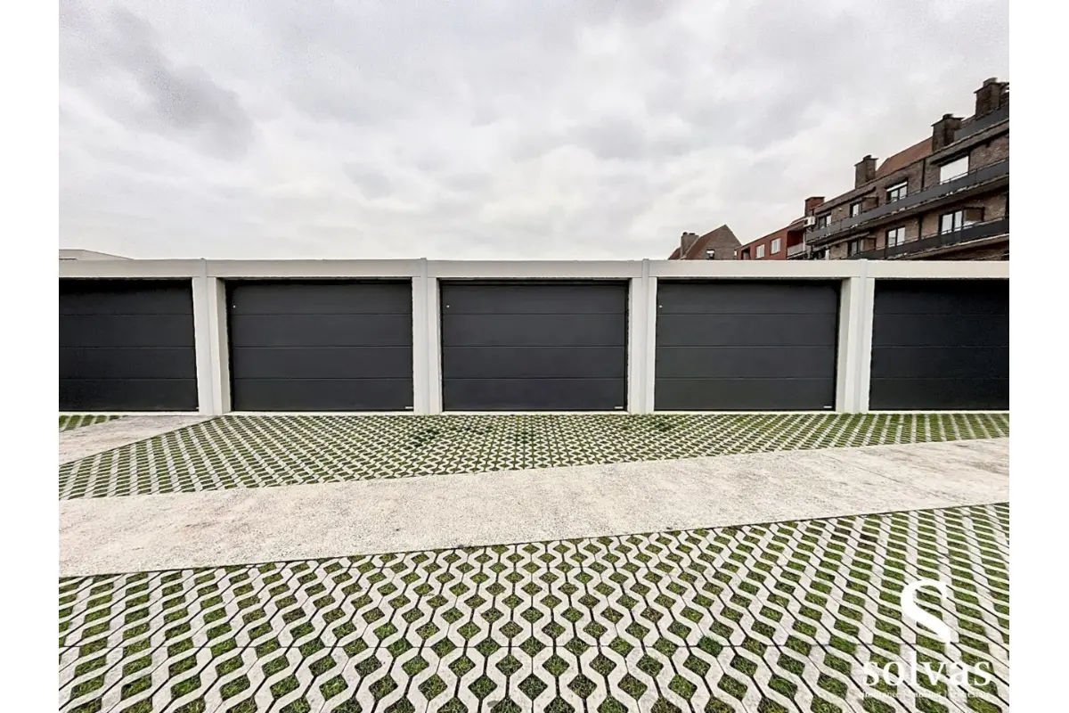 Parking & garage te  koop in Aalter 9880 37500.00€  slaapkamers m² - Zoekertje 582584